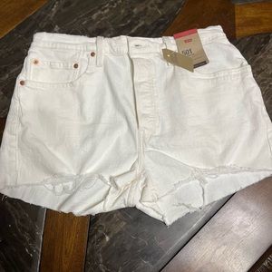 Levi’s 501 denim shorts; Off-white or light ivory; new with tags